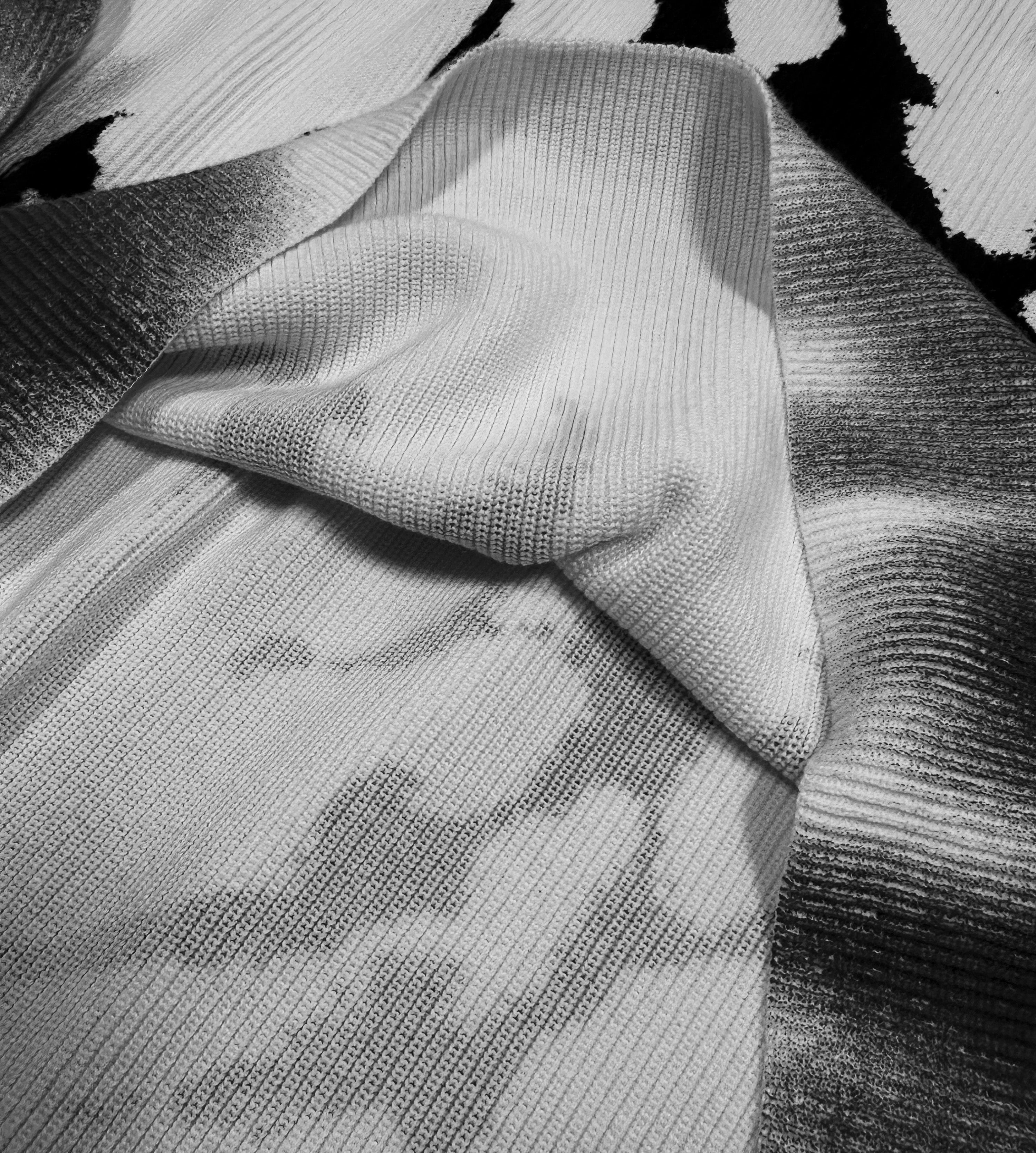 Carbon Knit - LUST IN NOIR